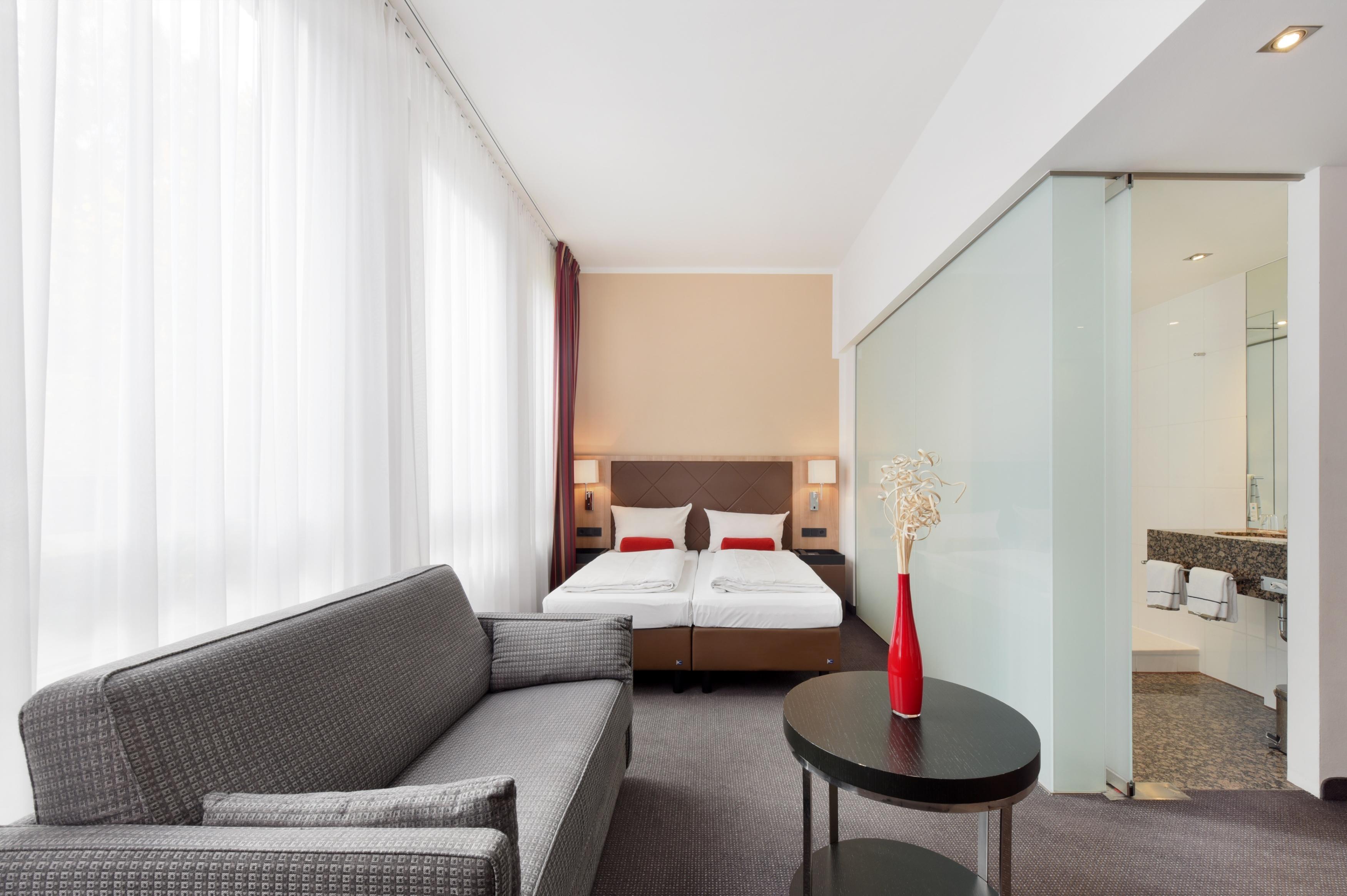 Achat Hotel Muenchen Sued Bagian luar foto