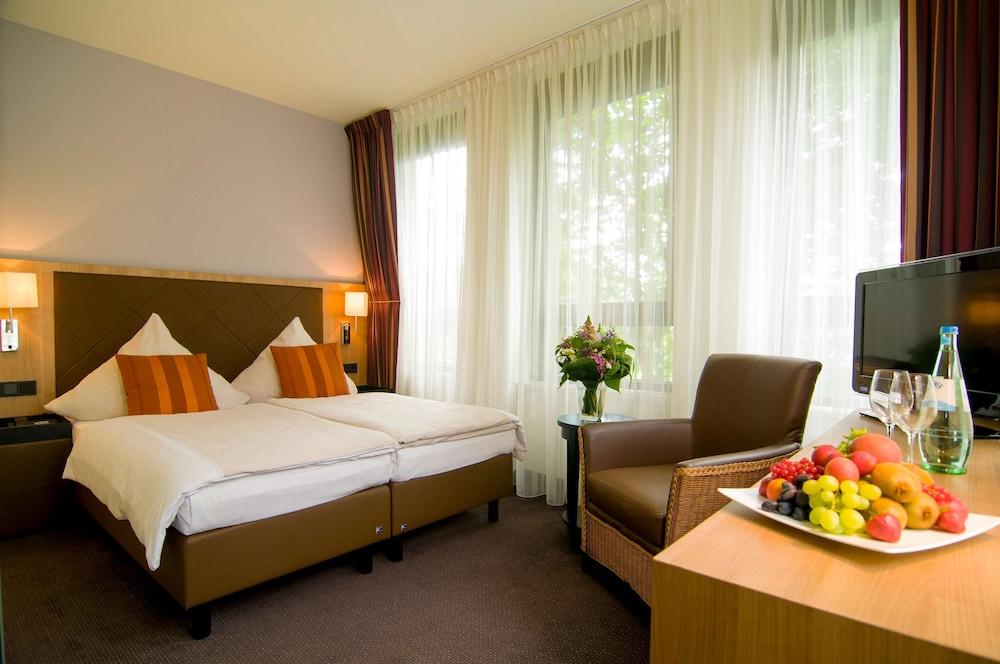 Achat Hotel Muenchen Sued Bagian luar foto