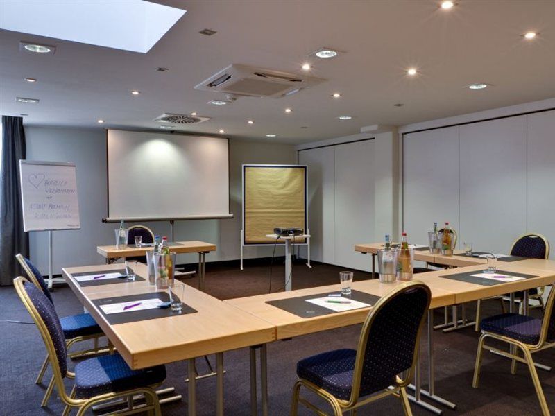 Achat Hotel Muenchen Sued Bagian luar foto